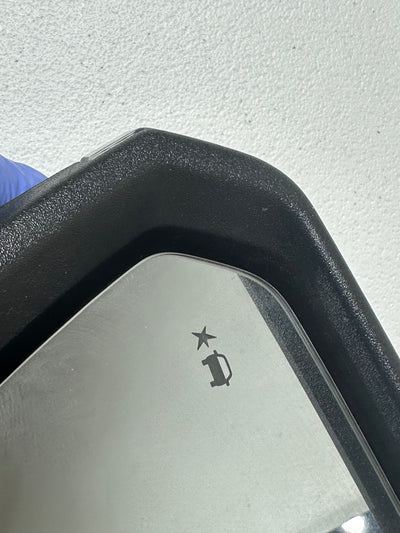2018-2020 CHEVROLET EQUINOX DRIVER SIDE VIEW POWER DOOR MIRROR W/ BLIND SPOT OEM