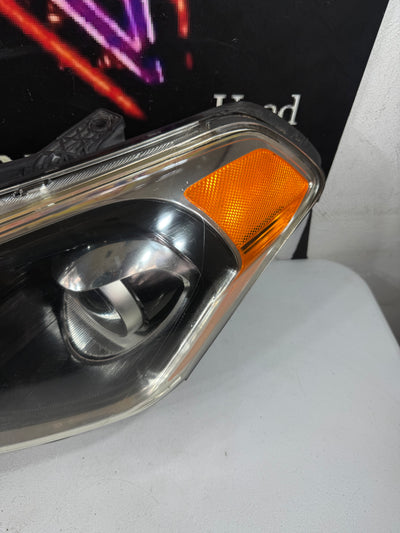 2012-2013 Kia Soul Left Driver Side Headlight Halogen W/LED OEM