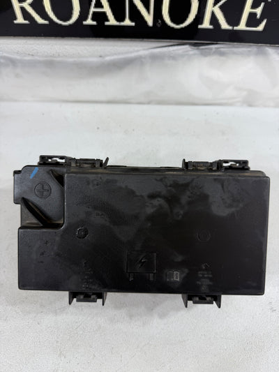 2011 Chrysler Town & Country Dodge Grand Caravan TIPM Fuse Relay Box 04692335AF