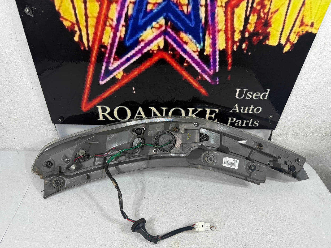 2013 2014 Nissan Leaf Passenger Side Right Tail Light Lamp OEM