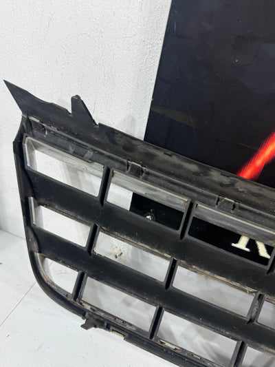 2004-2007 VW Touareg Upper Radiator Bumper Grille Grill Chrome OEM