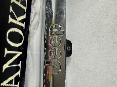 2011 -2013 GRAND CHEROKEE CHROME W/ BACK UP CAMERA & GLASS RELEASE BUTTON OEM