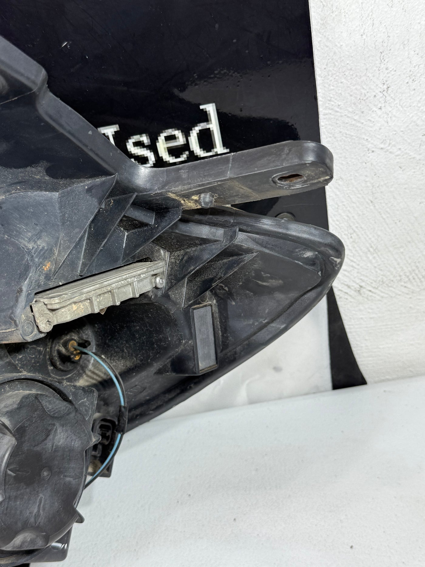 2008-2012 Buick Enclave Right Passenger Headlight Xenon Hid One Ballast 5 WIERS OEM