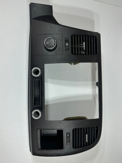 2007 - 2013 Chevrolet Chevy Silverado GMC Sierra Dash Radio 12V Vent Bezel