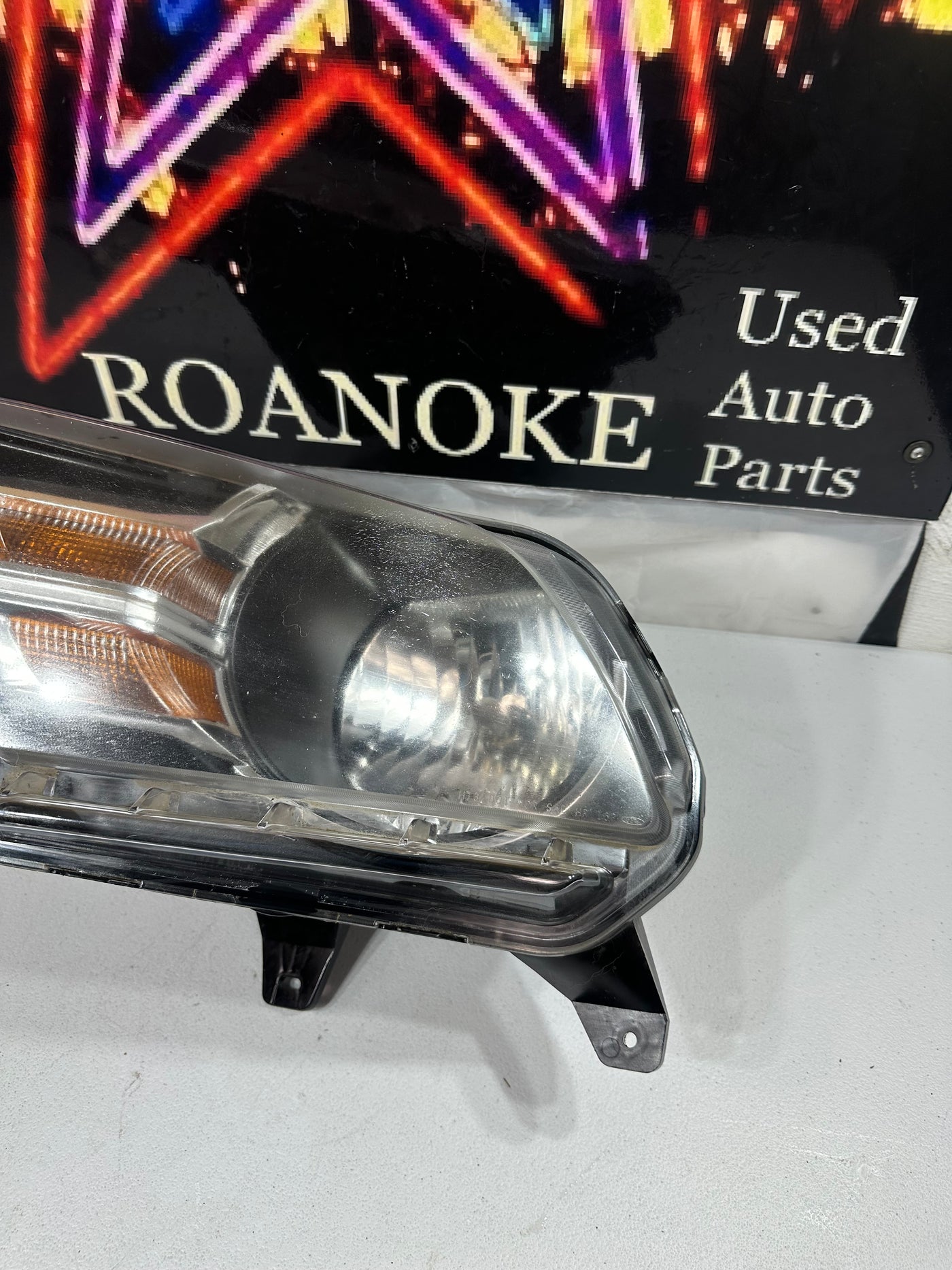 2010-2012 Ford Mustang Driver Left SIDE Halogen Head Light Headlight OEM