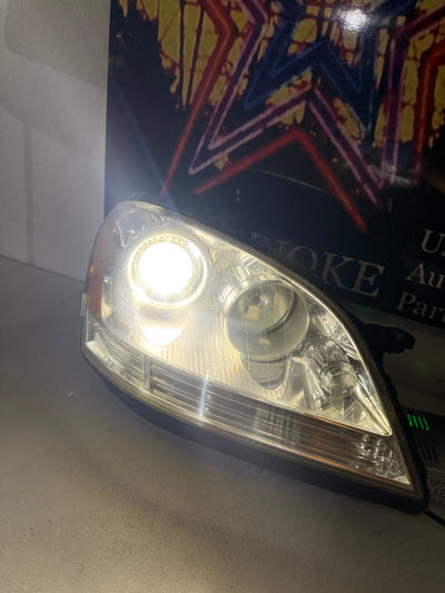 06-08 Mercedes ML500 W164 OEM Right Passenger Side Headlight Lamp Bi-Xenon OEM