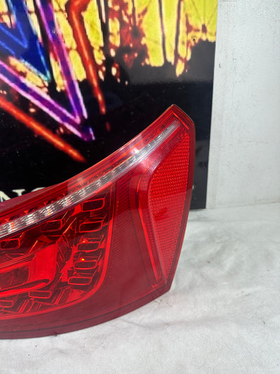 2009-2012 Audi Q5 Tail Light Red LED Lamp RH Right Passenger Side 80A945076C OEM