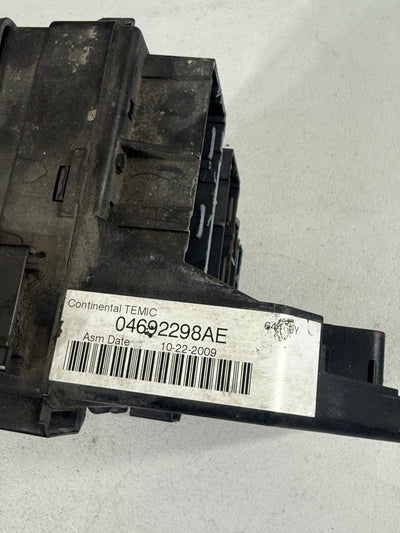2010 Jeep Wrangler JK Totally Integrated Power Module Fuse Box TIPM 04692298AE