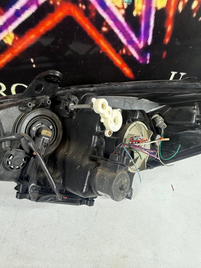 2002 - 2004 Lexus Es330 Es300 Right Passenger Side Headlight HID Xenon OEM