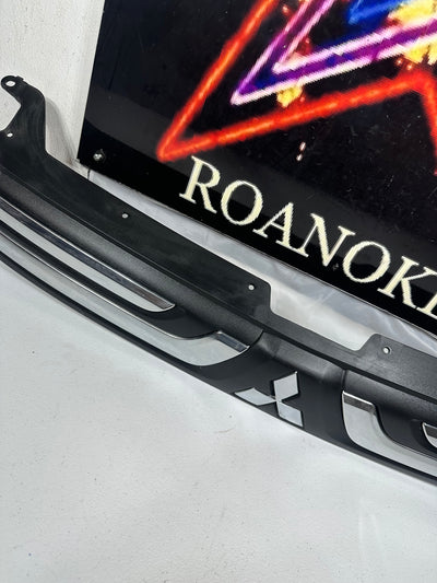 2014 MITSUBISHI OUTLANDER (NOT SPORT ) Grille OEM