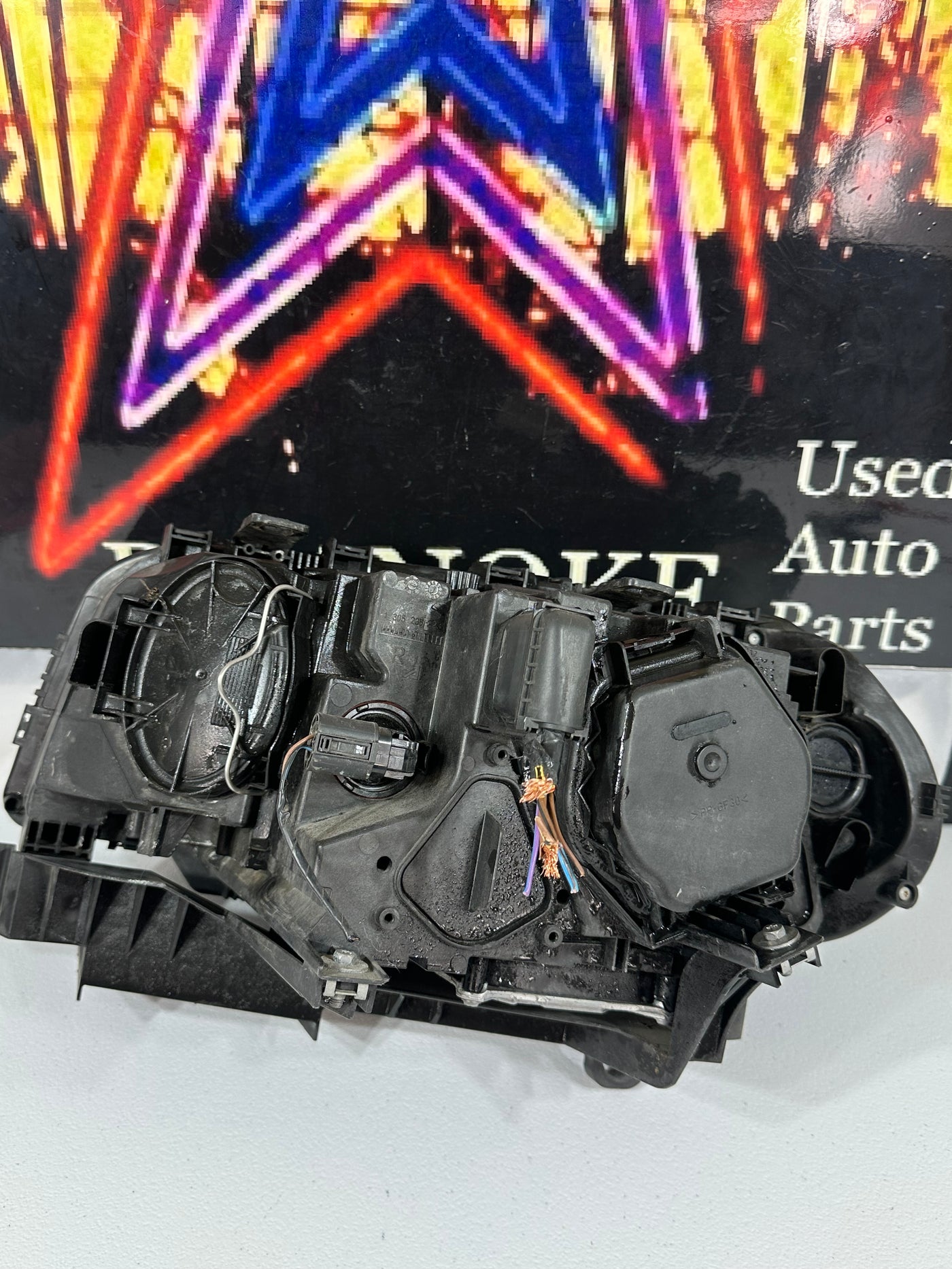 2007 to 2010 BMW X3 Passenger Right RH Side Headlight HID Dynamic Bi Xenon OEM