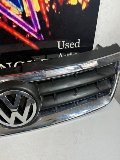 2004-2007 VW Touareg Upper Radiator Bumper Grille Grill Chrome OEM