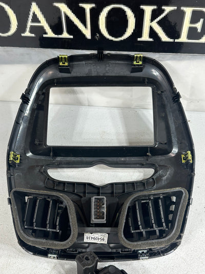 2019 2020 CHEVROLET SPARK MYLINK RADIO TOUCH SCREEN DISPLAY 7" 42679963 OEM