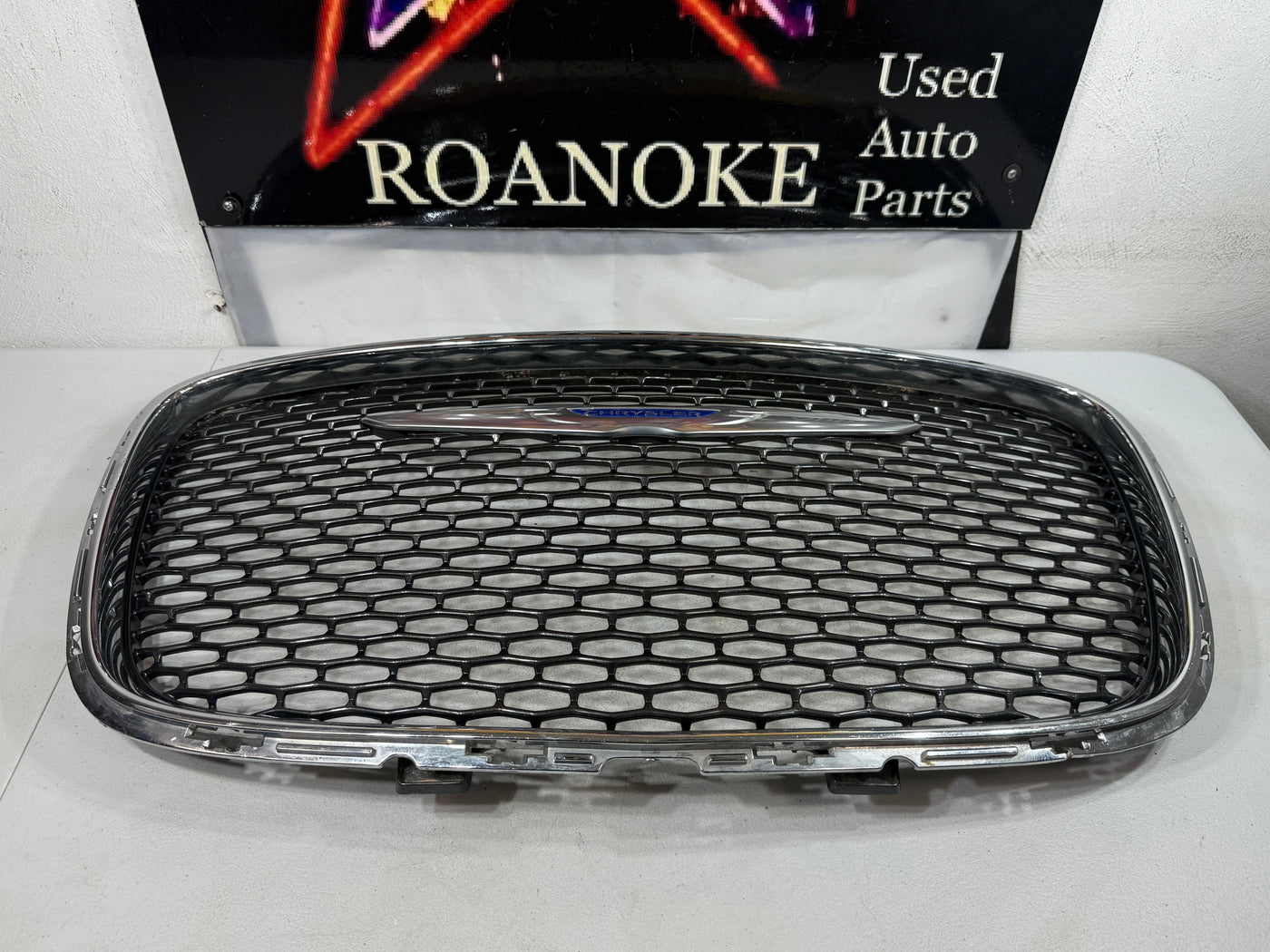 15-23 Chrysler 300 Front UPPER Bumper Grille Grill Honeycomb Mesh Chrome OEM