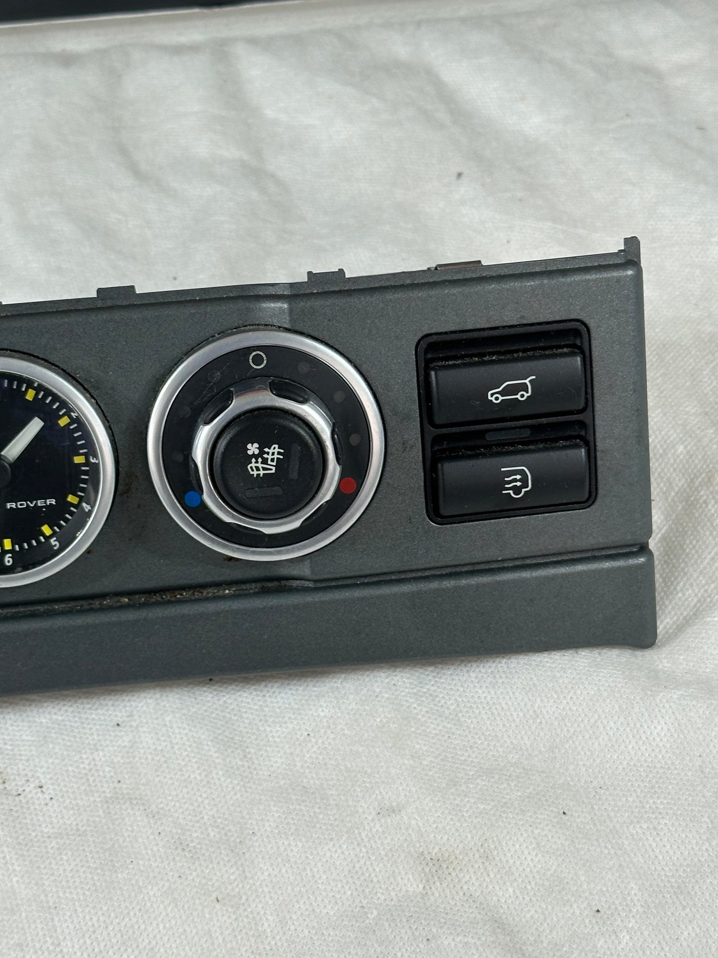 2008 LAND ROVER RANGE ROVER HSE HEATED SEAT CONTROL CLOCK OEM