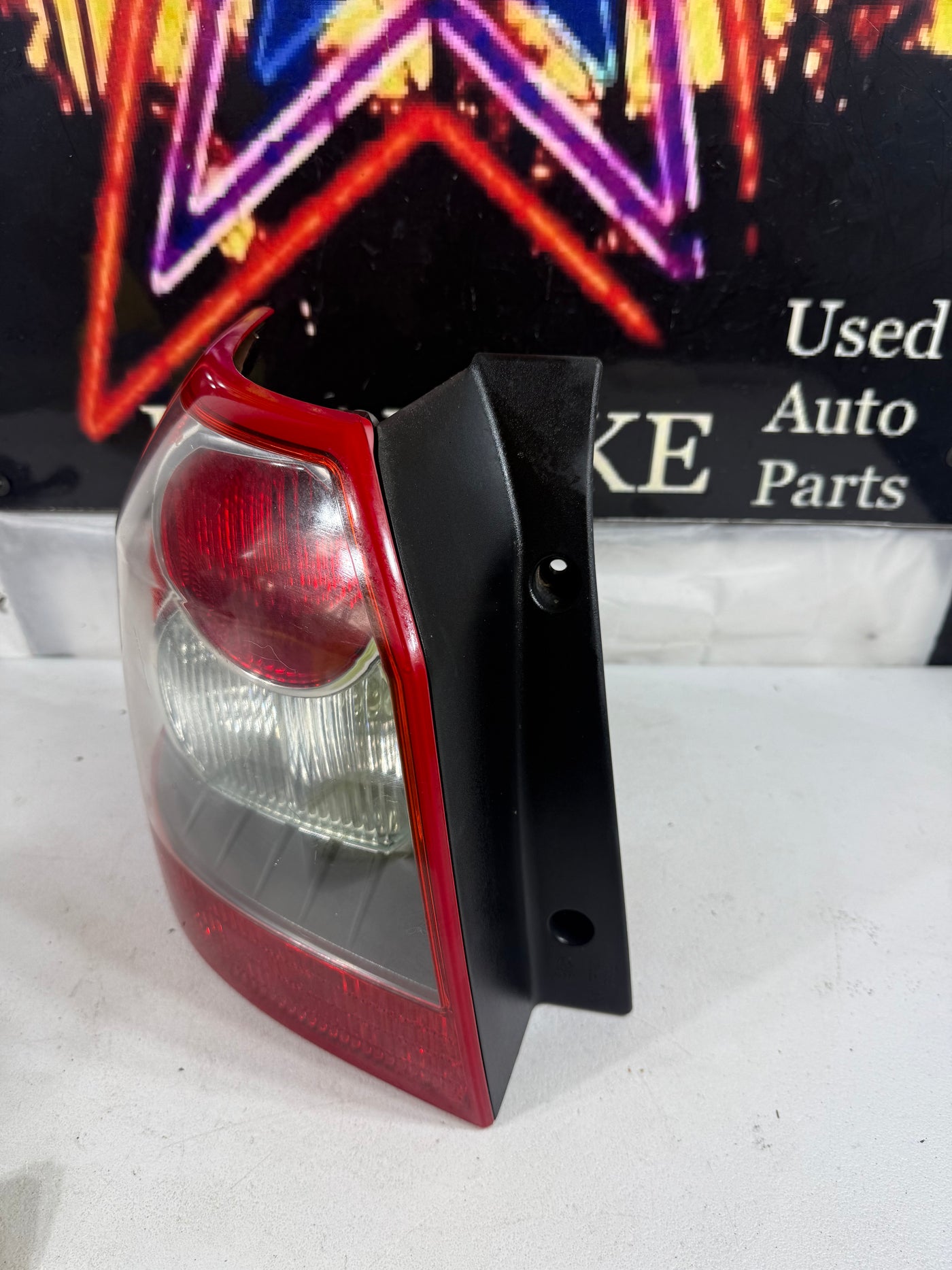 2008-2012 Land Rover LR2 HSE Rear Exterior LH Left Driver Side Tail Light OEM