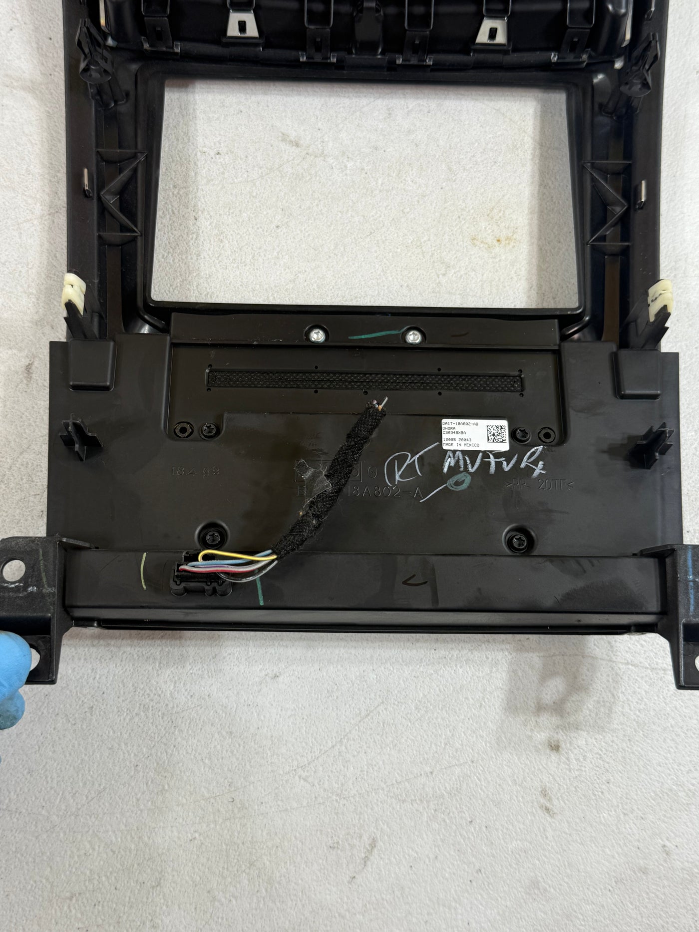 2011-2015 LINCOLN MKX SYNC 2 SCREEN NAVIGATION STEREO BEZEL CLIMATE PANEL OEM