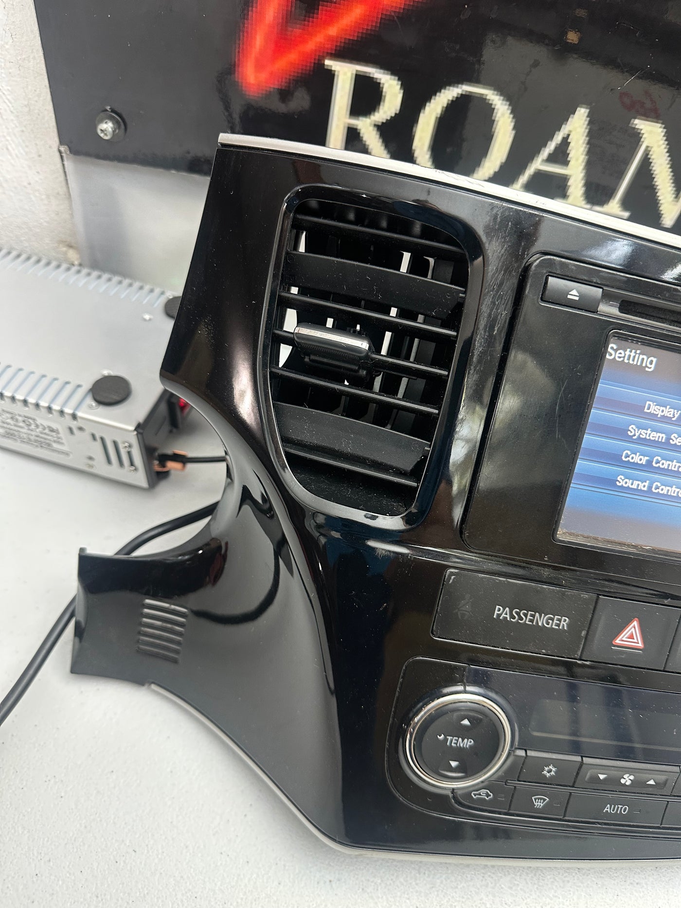 2014-2015 Mitsubishi Outlander AM FM Radio Receiver 6.10 Screen OEM