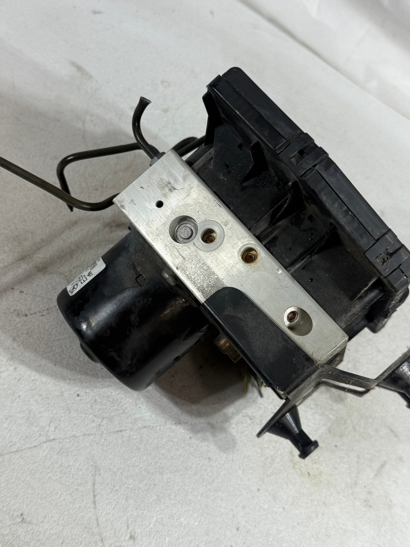 01-04 MERCEDES R170 SLK230 SLK320 ABS ANTI LOCK BRAKE PUMP HYDRAULIC MODULE