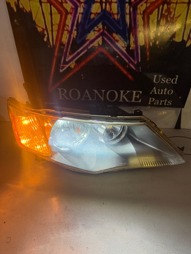 Xenon HID 2007-2009 Mitsubishi Outlander Right Passenger Headlight OEM