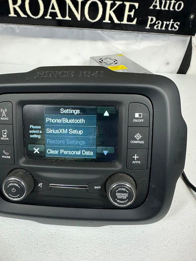 2015-2017 Jeep Renegade Radio Receiver 5" Display Screen With Satellite OEM