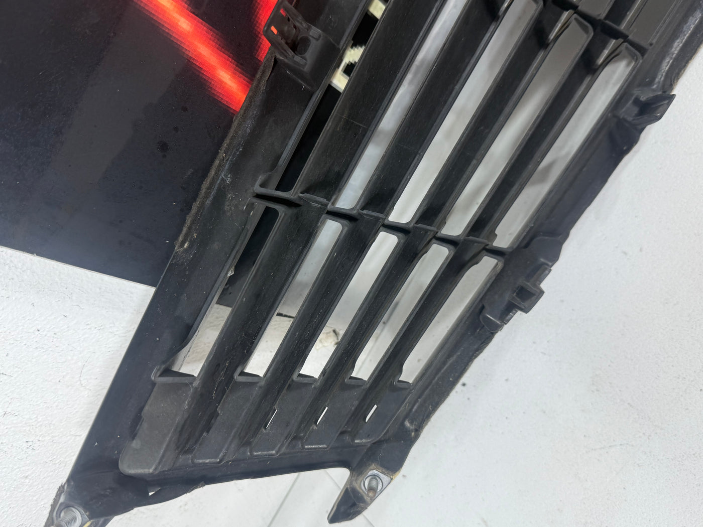 10 11 12 13 Infiniti INFINITI G25 Grille Grill OEM