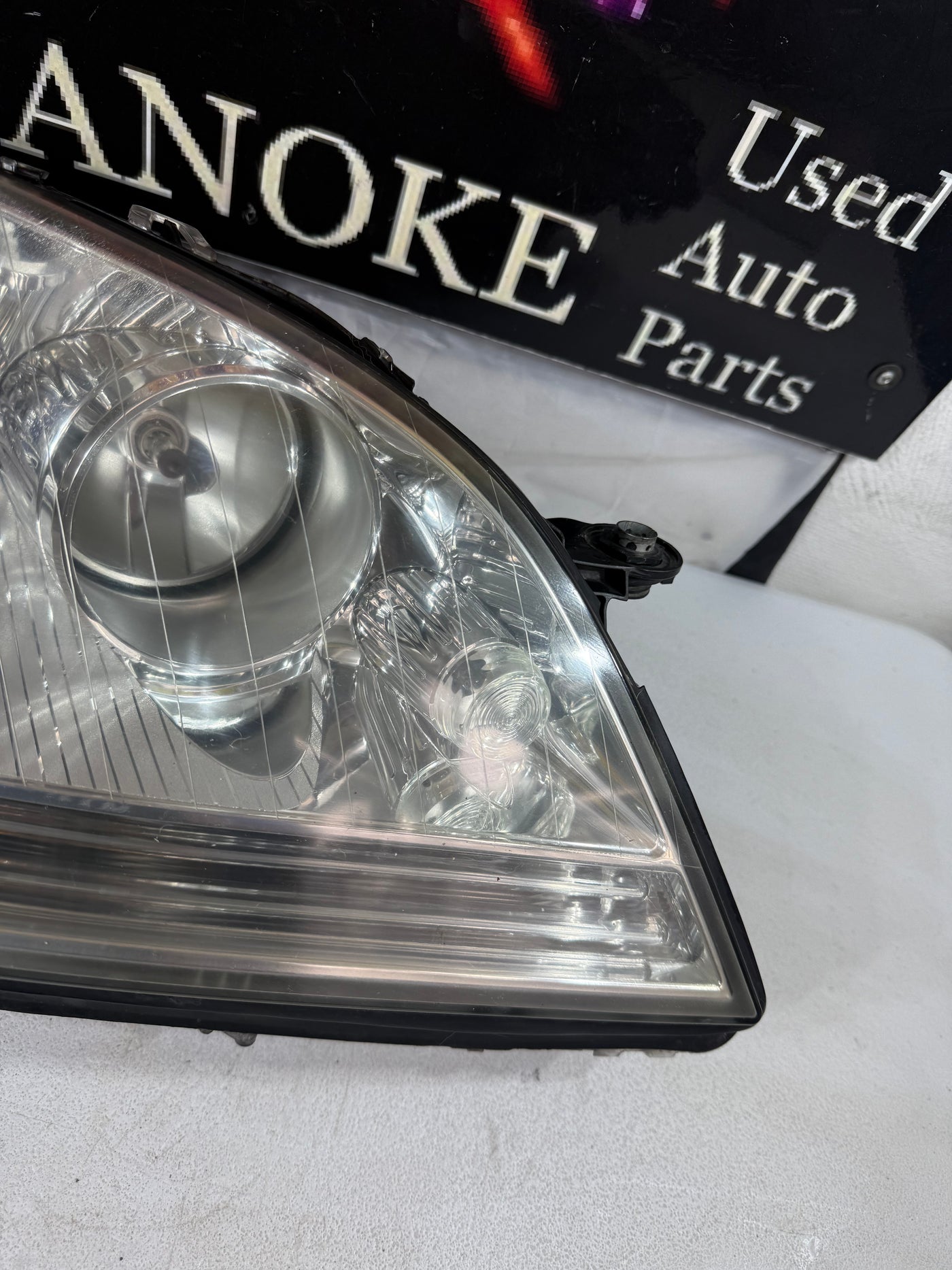 06-08 Mercedes ML500 W164 OEM Right Passenger Side Headlight Lamp Bi-Xenon OEM