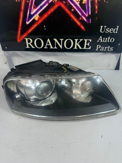 2004 2005 2006 2007 Volkswagen Touareg Xenon HID Headlight Passenger Side OEM