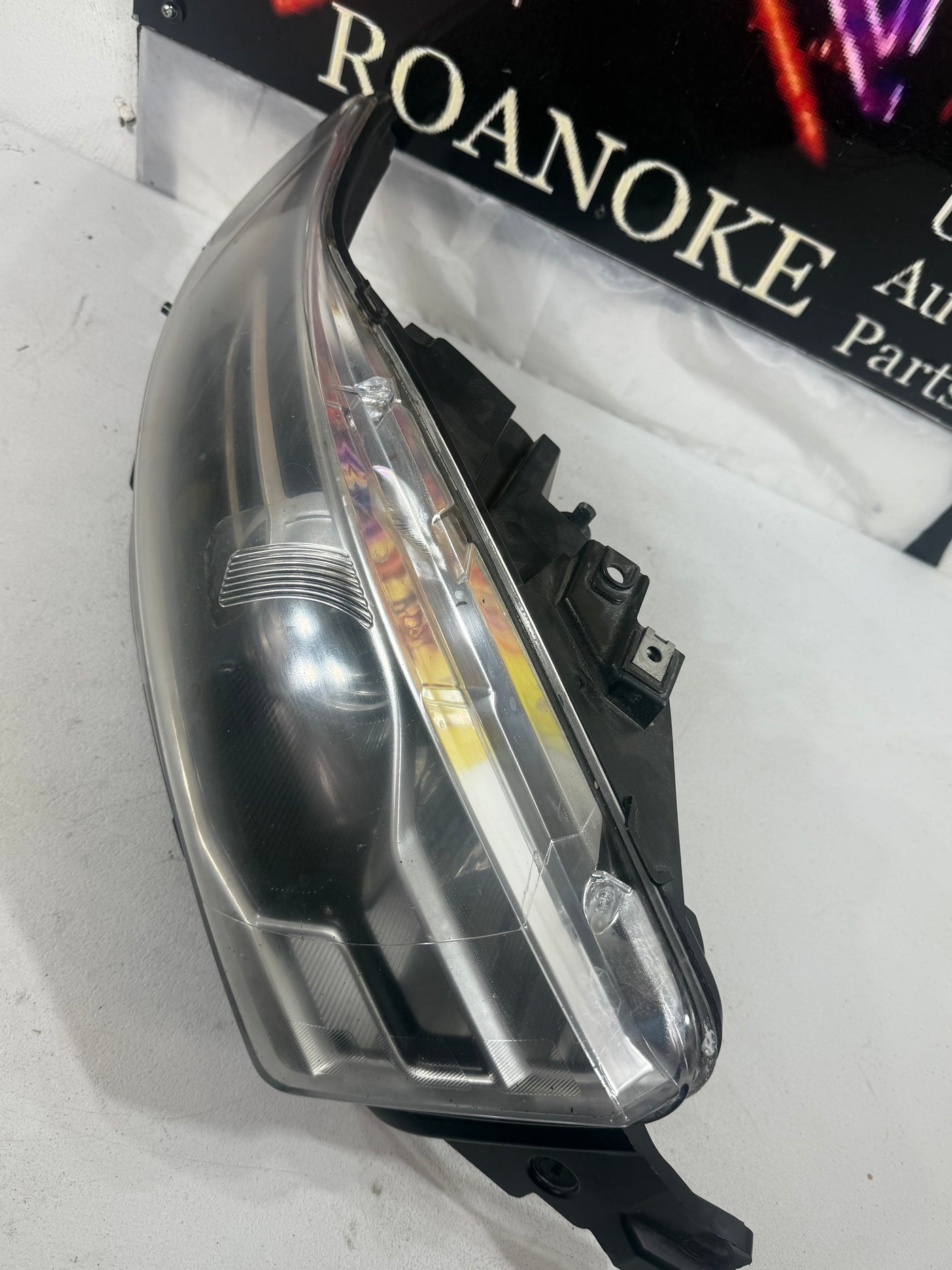 2013-2019 Ford Taurus Headlight Assembly Halogen right passenger side OEM