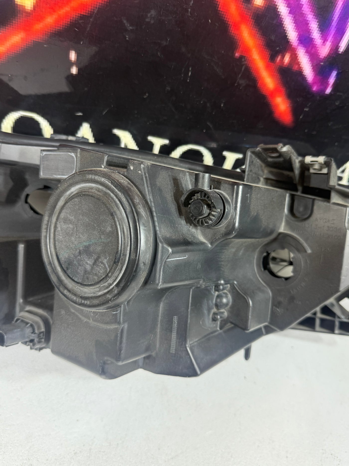2013-2019 Ford Taurus Headlight Assembly Halogen left driver side genuine OEM