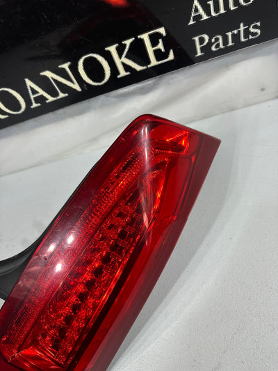 2013-2018 CADILLAC ATS REAR RIGHT passenger SIDE TAIL LIGHT TAILLIGHT LAMP OEM
