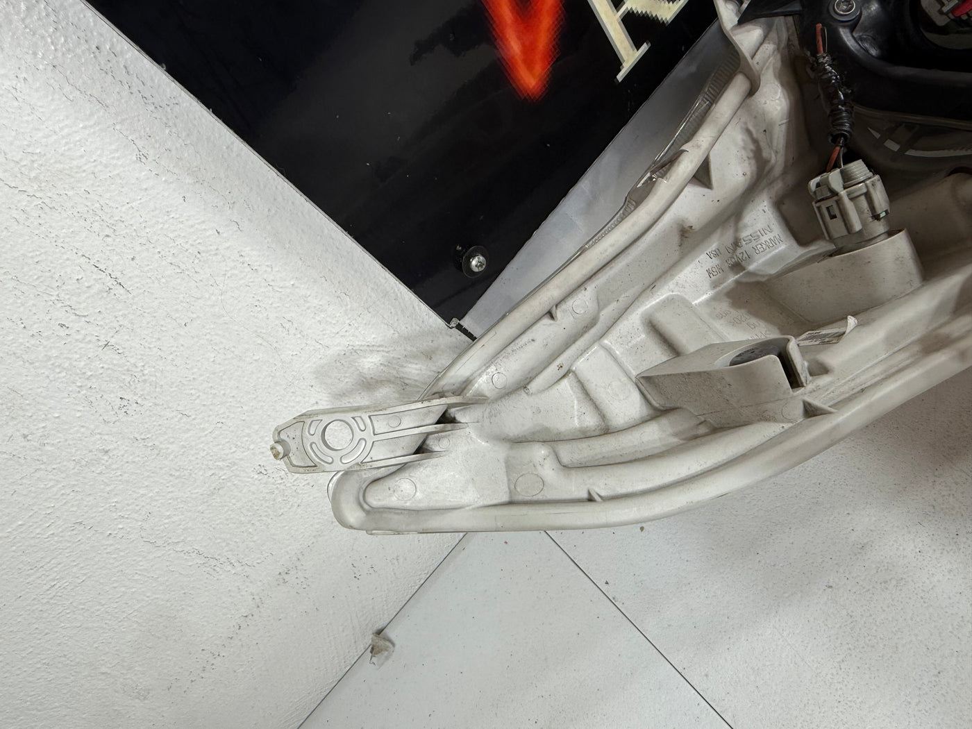 2013-2017 Nissan Leaf Halogen Headlight Assembly Left Driver Genuine OEM