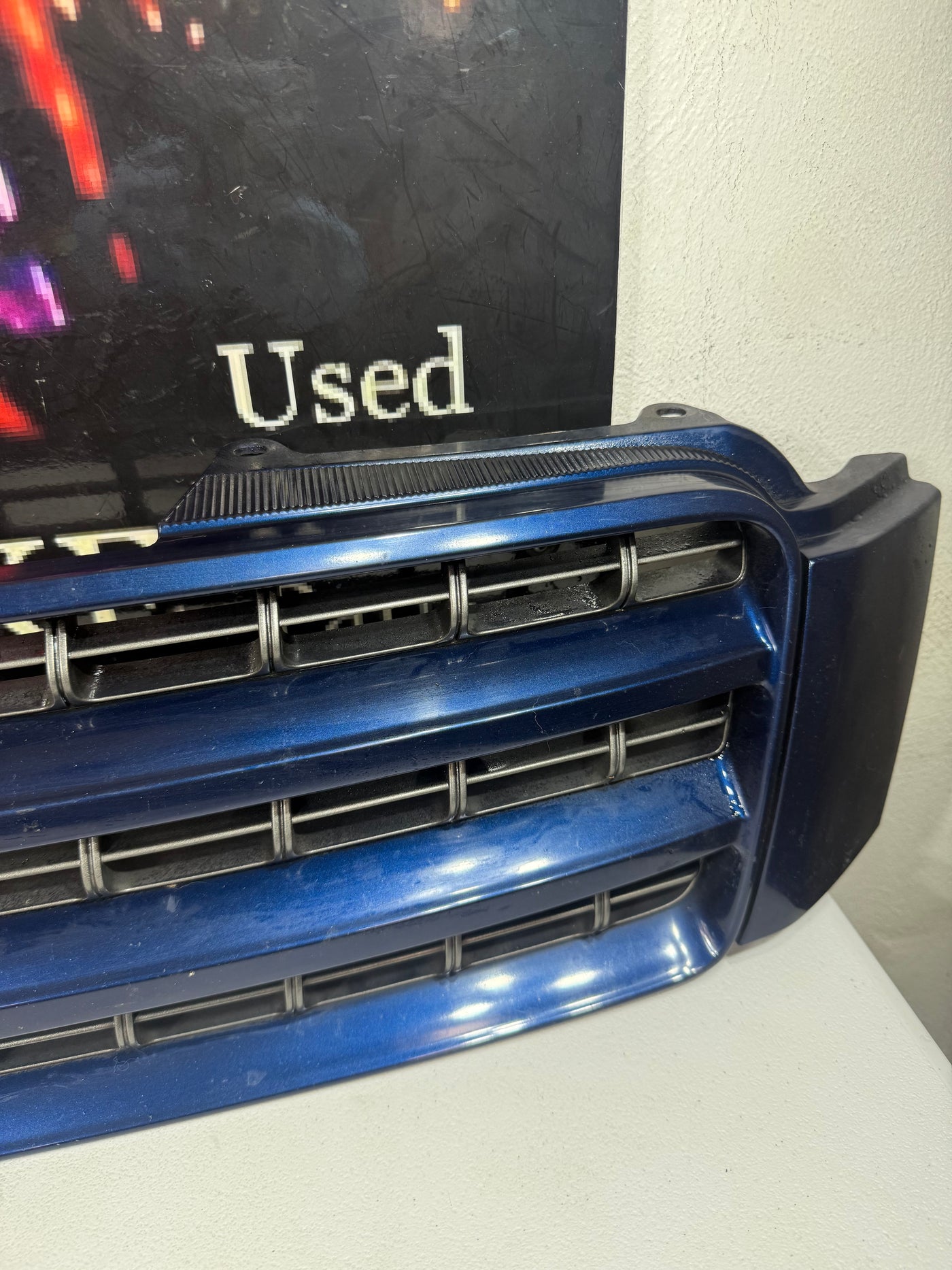 2001 2002 2003 Toyota Highlander Front Upper Grille Grill With Emblem OEM BLUE