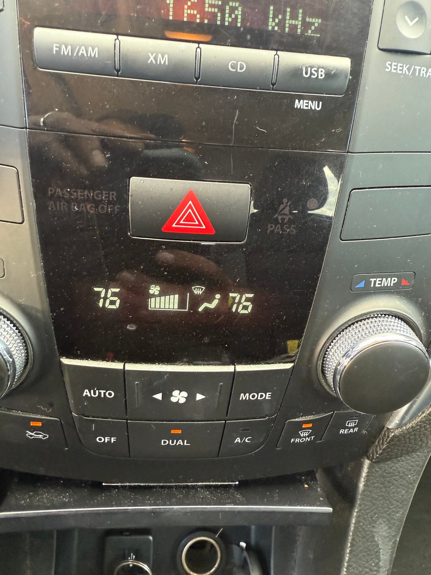 2010-13 Suzuki Kizashi AM FM Radio SiriusXM w BT CD Player 3910157LK0 OEM