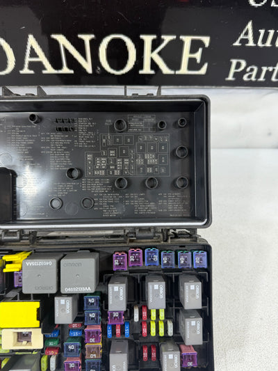 DODGE GRAND CARAVAN TOWN COUNTRY VW ROUTAN FUSE BOX TIPM 2011 04692335AH