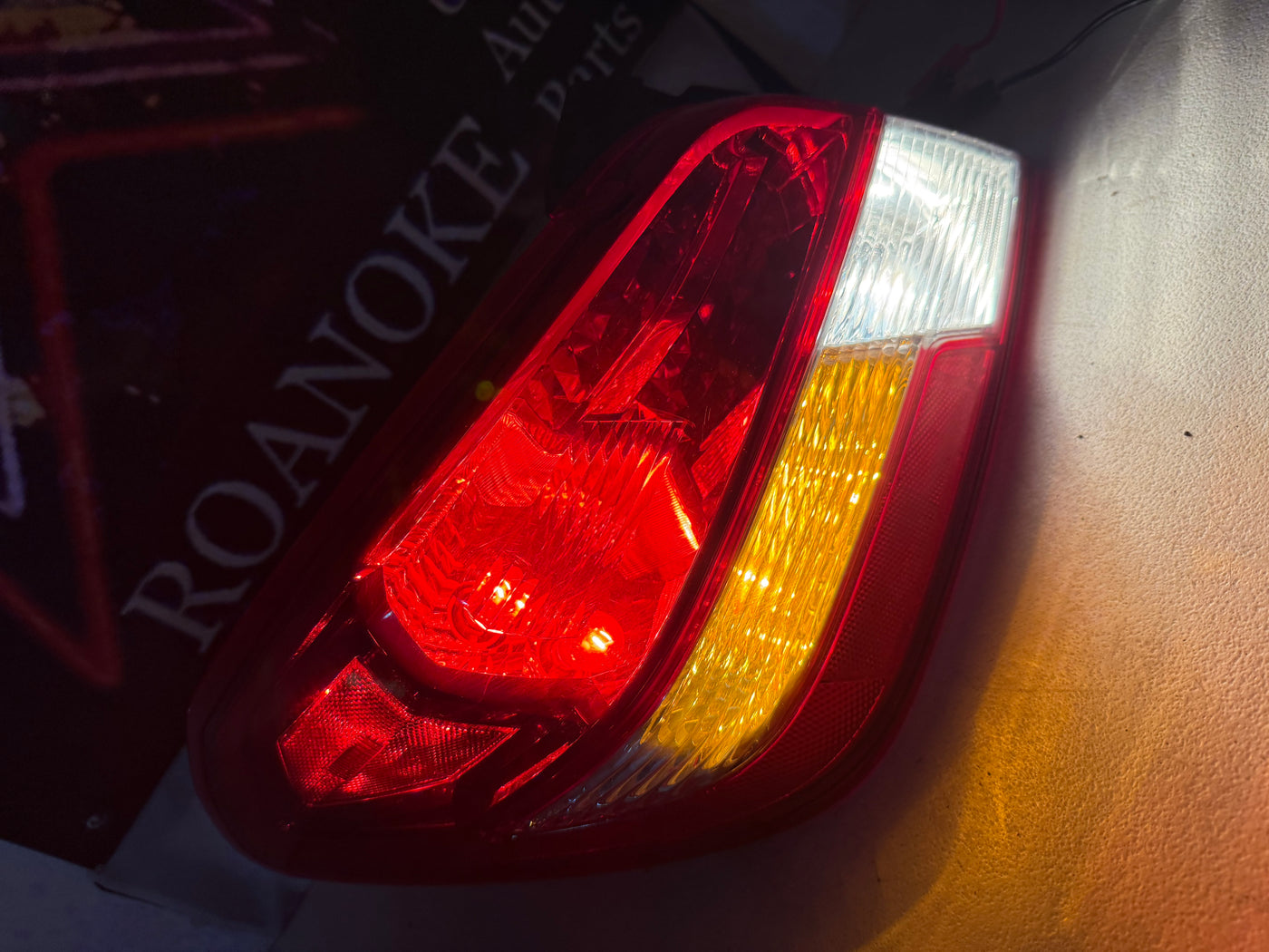 17 18 19 20 Mitsubishi Mirage G4 SEDAN OUTER CORNER Tail Light Left DRIVER OEM