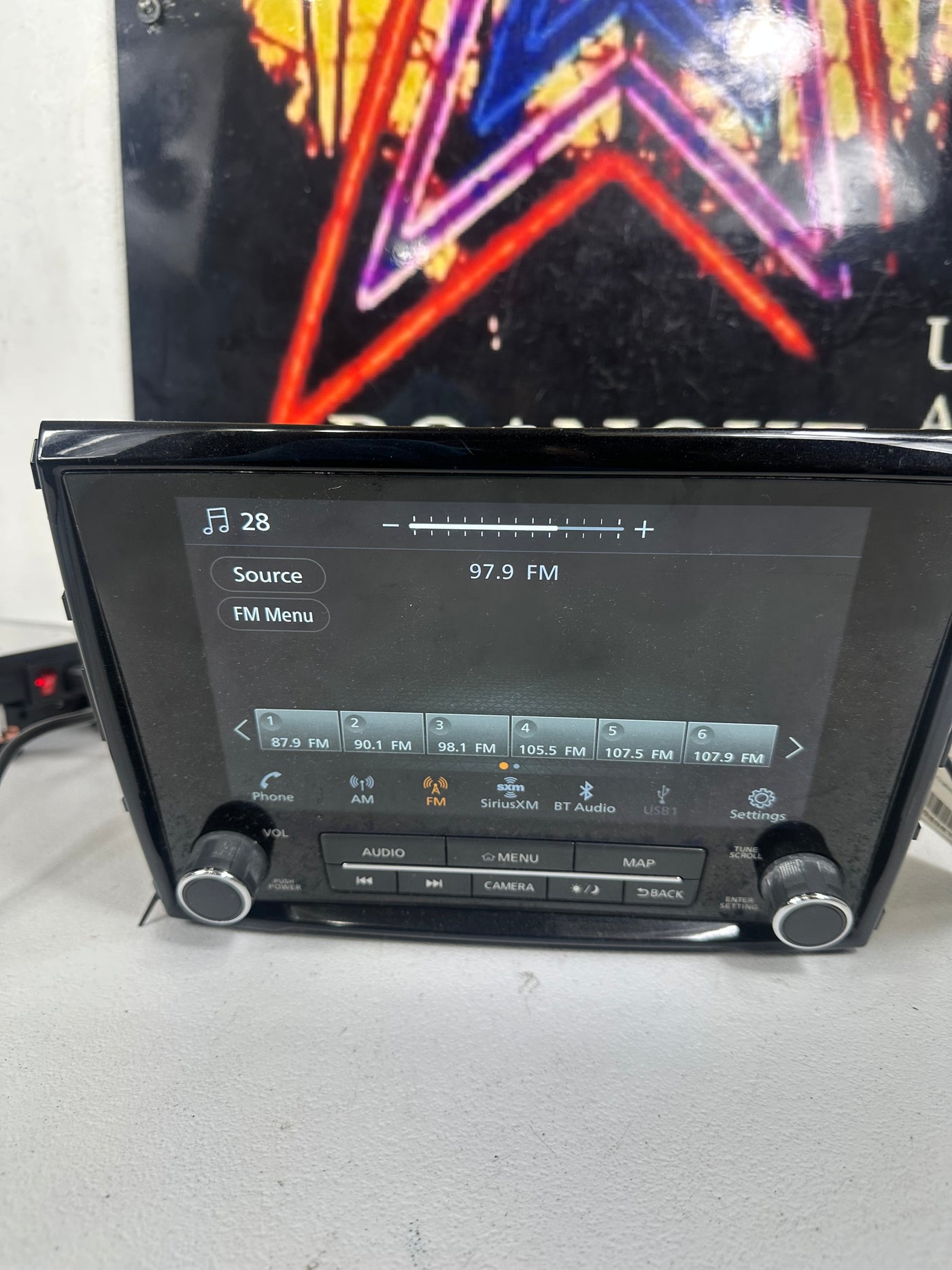 2020- 2022 Nissan Titan XD OEM Navigation AM FM Radio Stereo Receiver