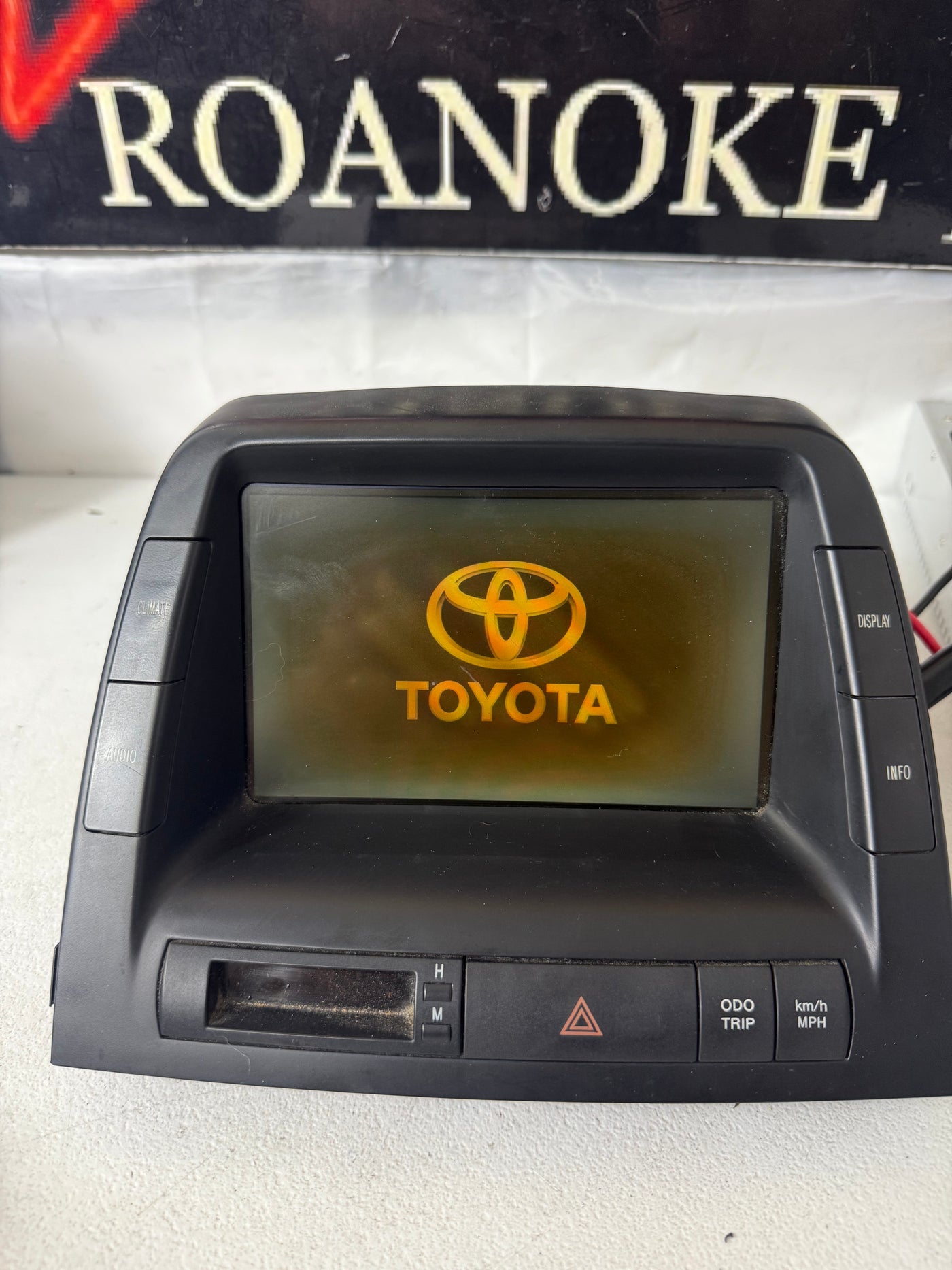 06-09 Toyota Prius MFD Display Screen Info Monitor OEM 86110-47210 No Nav Tested