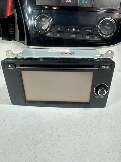 2014-2015 Mitsubishi Outlander AM FM Radio Receiver 6.10 Screen OEM