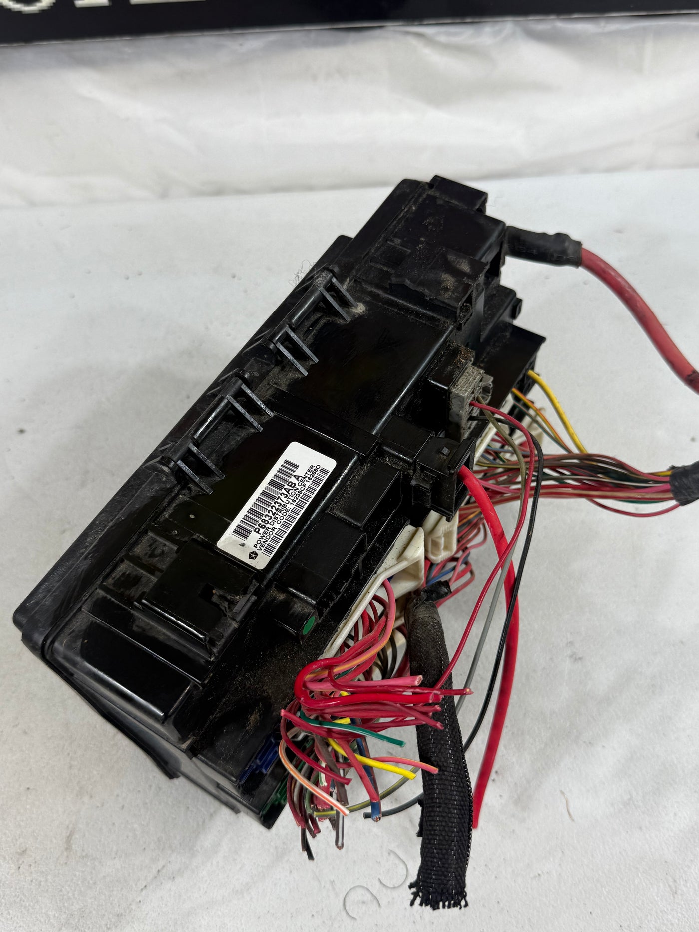 2017 RAM 1500 INTEGRATED POWER CONTROL MODULE FUSE BOX TIPM 683223713AB OEM