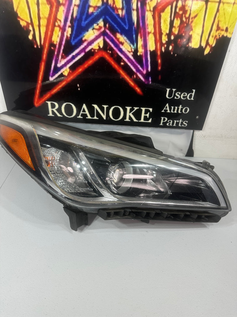2015 2016 2017 Hyundai Sonata RH Passenger Right RH Side Halogen Headlight OEM