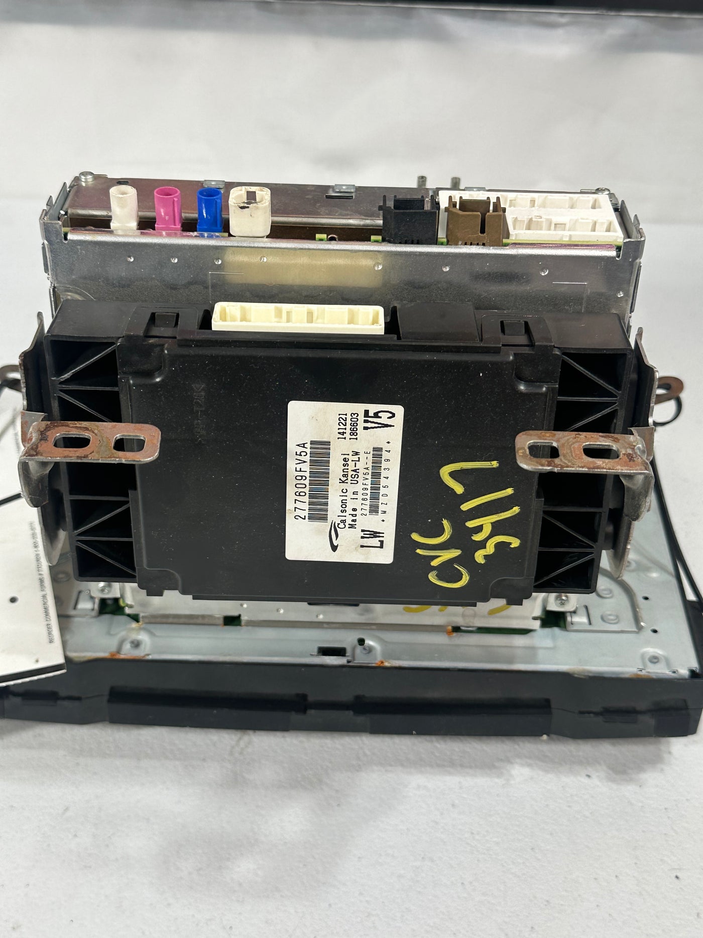 2020- 2022 Nissan Titan XD OEM Navigation AM FM Radio Stereo Receiver