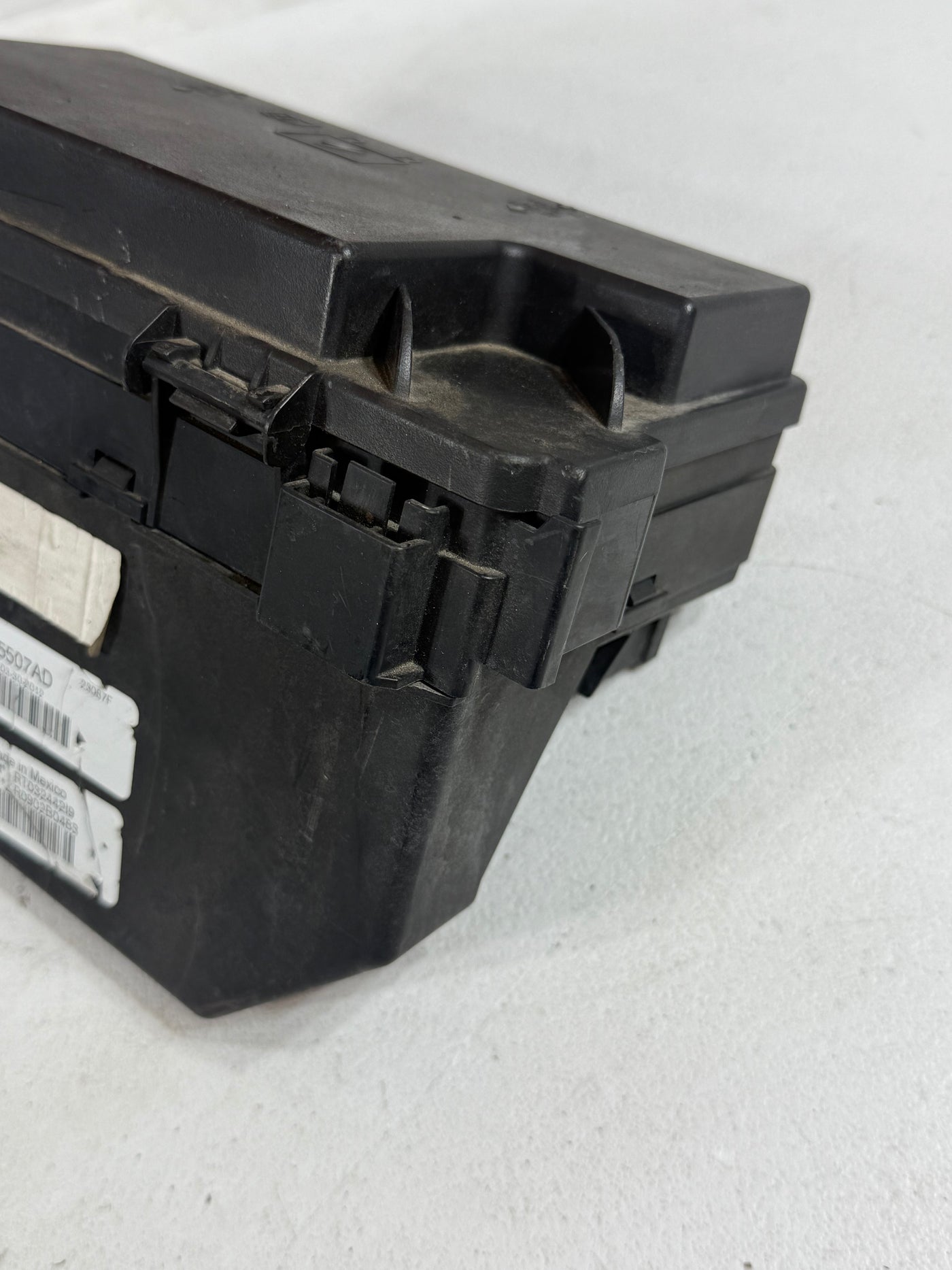 2012 Dodge Grand Caravan Chrysler Town & Country Fuse Box TIPM BCM 68105507AD