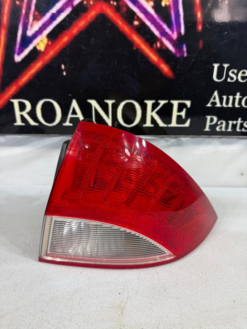 2010 2011 Mercury Milan Right Passenger LED Tail Light Lamp Assembly OEM