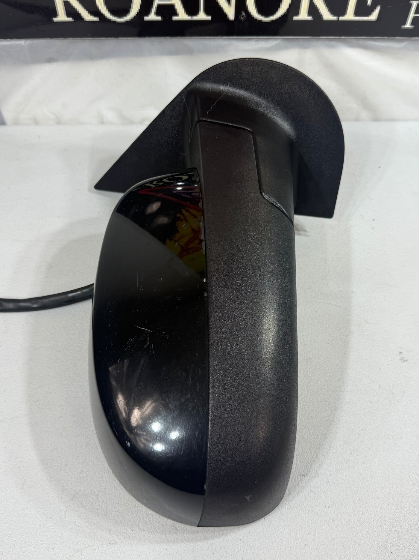 09-14 Chevy Tahoe GMT900 Right RH Black Signal/Blind Spot (UFT) Door Mirror OEM