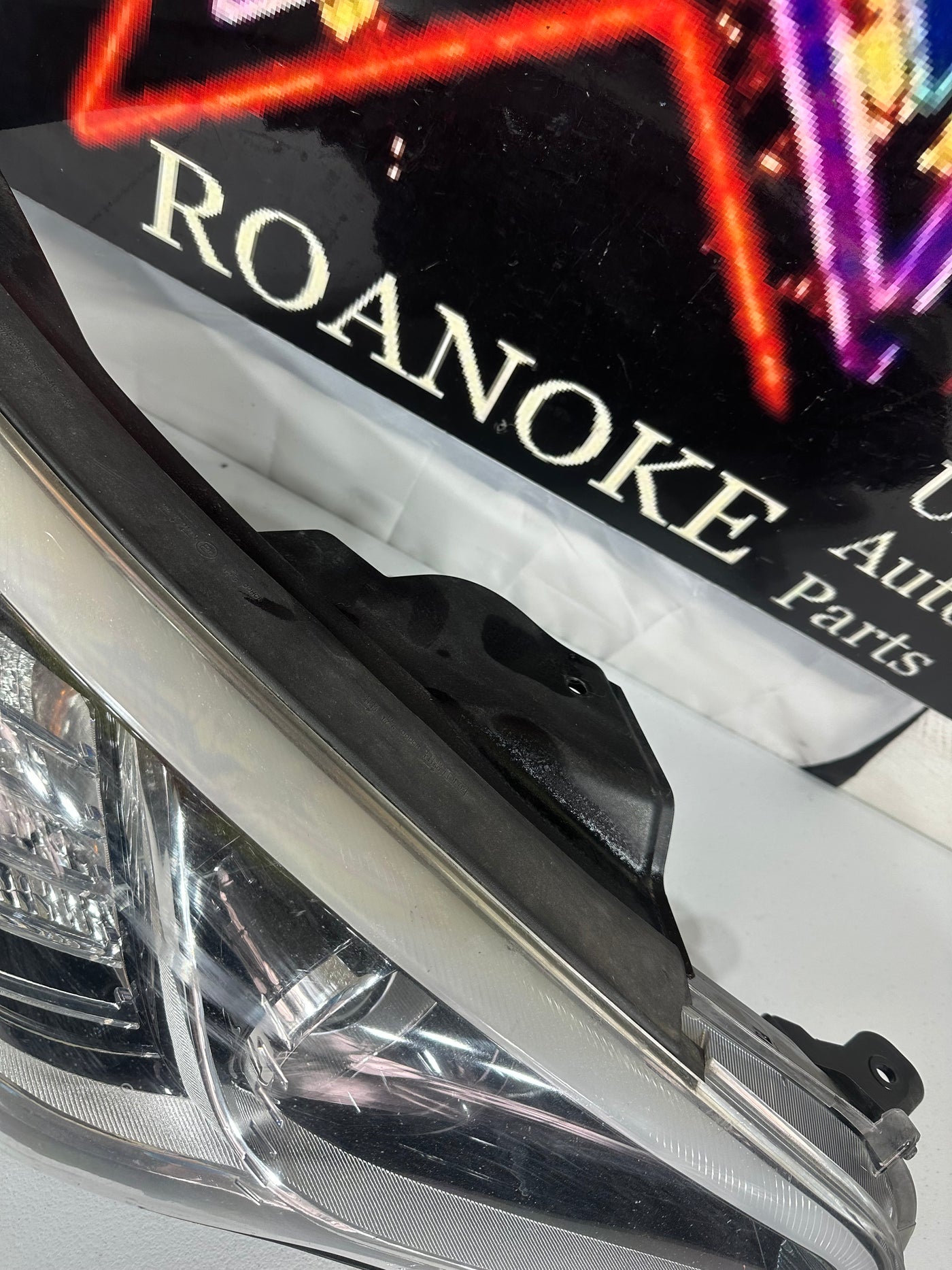 2015 2016 2017 Hyundai Sonata RH Passenger Right RH Side Halogen Headlight OEM