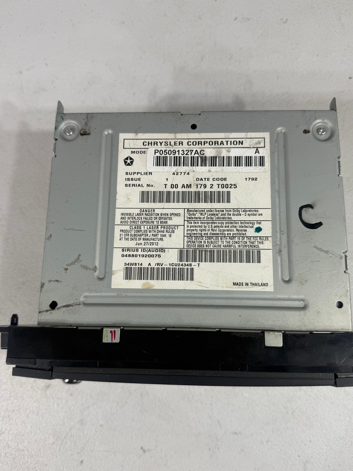 Jeep Dodge Chrysler MyGig CD DVD Radio High RBZ Wrangler Caravan Ram UCONNECT