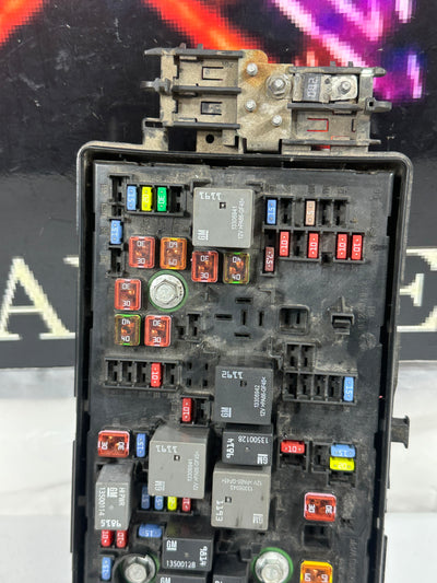 2016-2019 Chevrolet Colorado Engine Fuse Box Relay Fusebox OEM