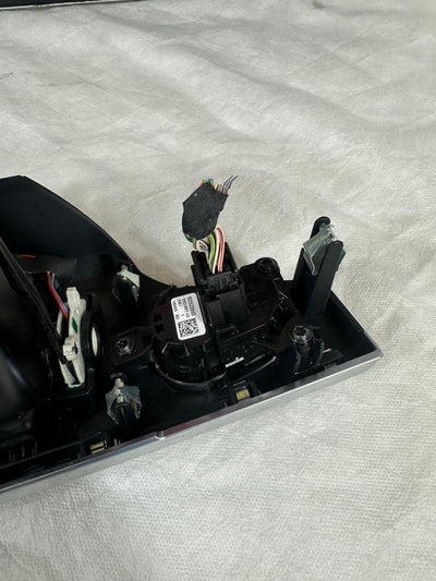 BMW 11-18 F25 F26 Front Dashboard Center Air Vent Grille Trim Assembly W/ Key