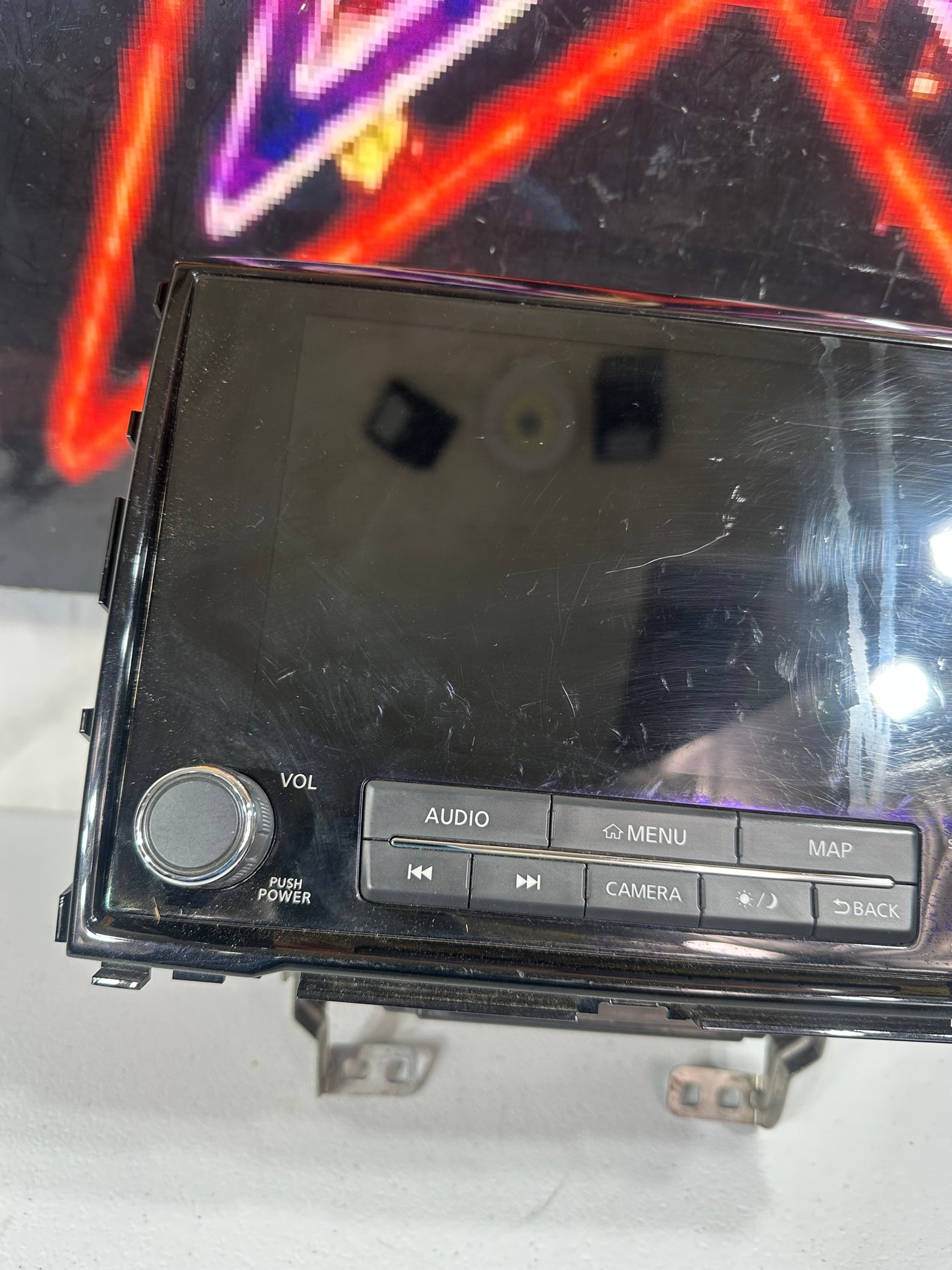 2020- 2022 Nissan Titan XD OEM Navigation AM FM Radio Stereo Receiver
